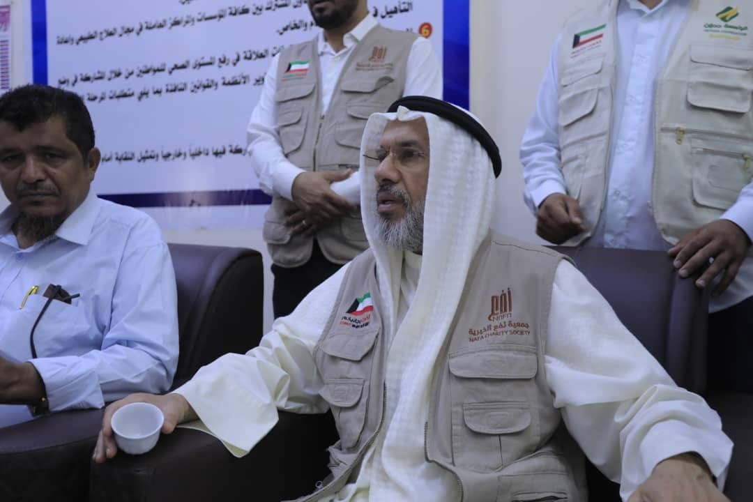 "مؤسسة حطين تدشن مشروع توزيع كراسي متحركة وإعانات للمعاقين حركيا في المهرة بتمويل جمعية نفع الخيرية بدولة الكويت"